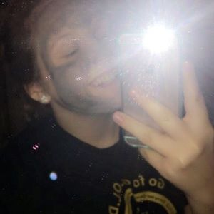 Meet your Posher, Skylar